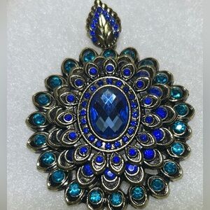 Vintage Flower Peacock Aqua Sapphire Blue Pendant Beautiful